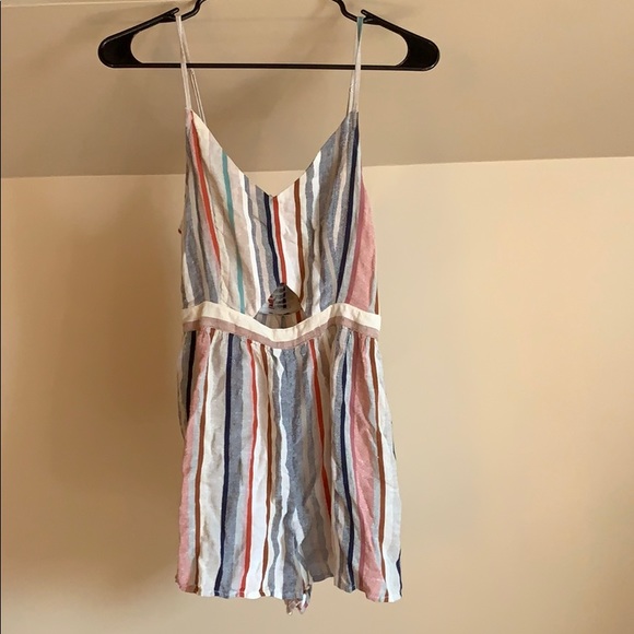 Romper - Picture 1 of 4